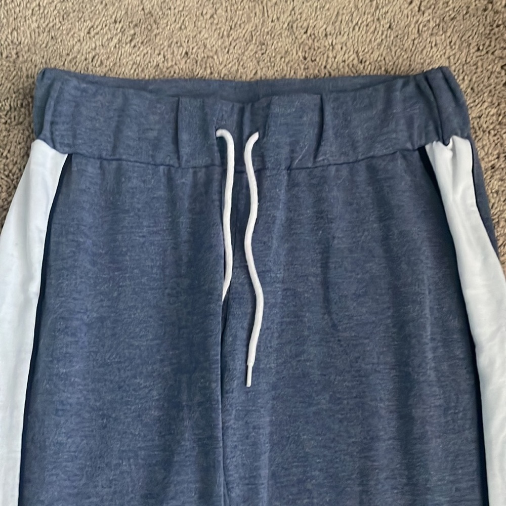 Sweatpants - Picture 2 of 2